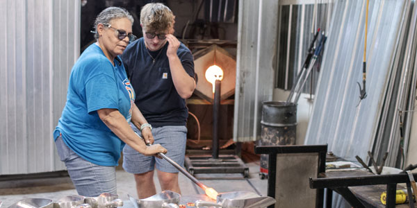 How glass blowing works